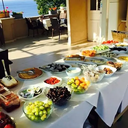 호텔 Buhara Family 3*