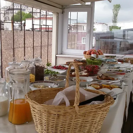 호텔 Buhara Family 3*