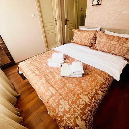 Buhara Family Hotel