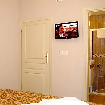 Hotel Buhara Family