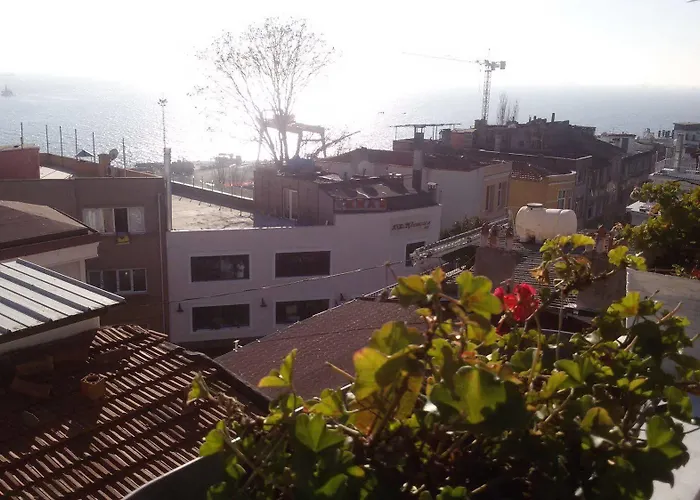 Buhara Family Отель 3*